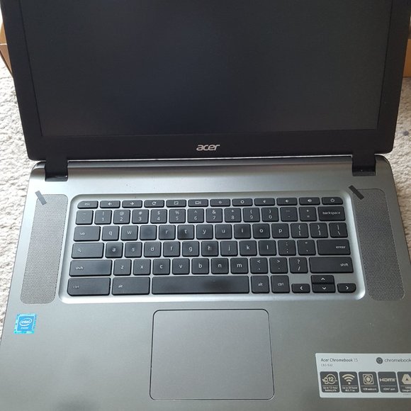 Acer Chromebook 15 laptop in good condition - Picture 3 of 8